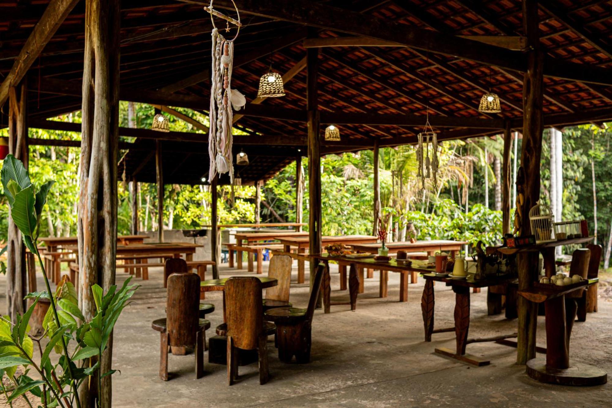 Refugio Mari Mari Lodge Президенти-Фигейреду Экстерьер фото